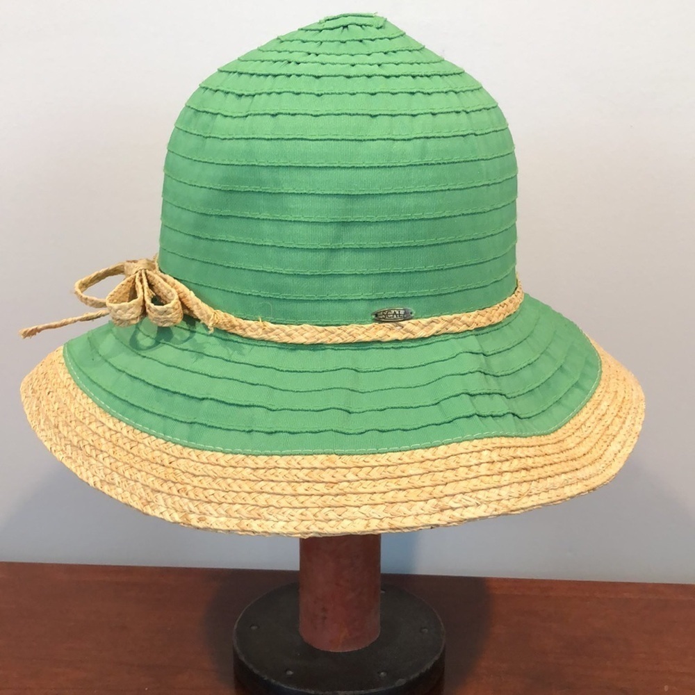 Scala Collection Green Straw Floppy Bucket Sun Hat - image 1